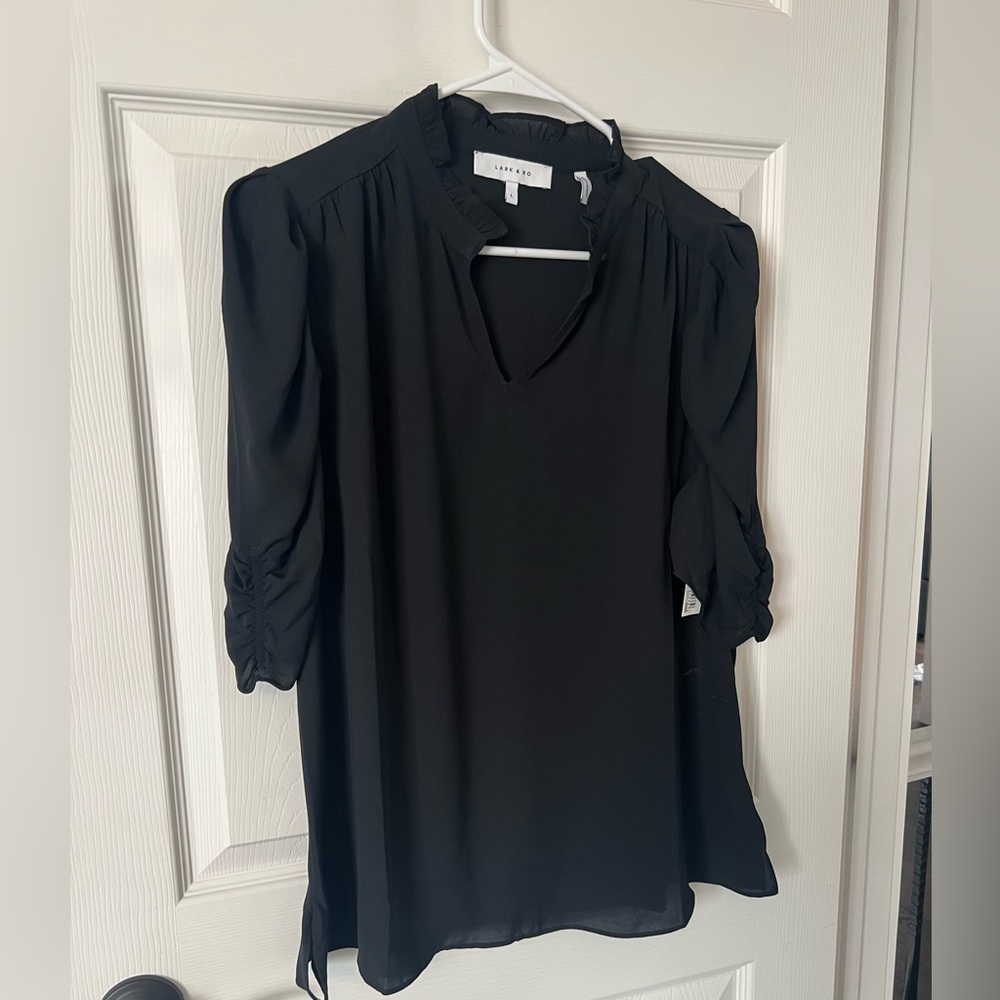 Lark & Ro black blouse